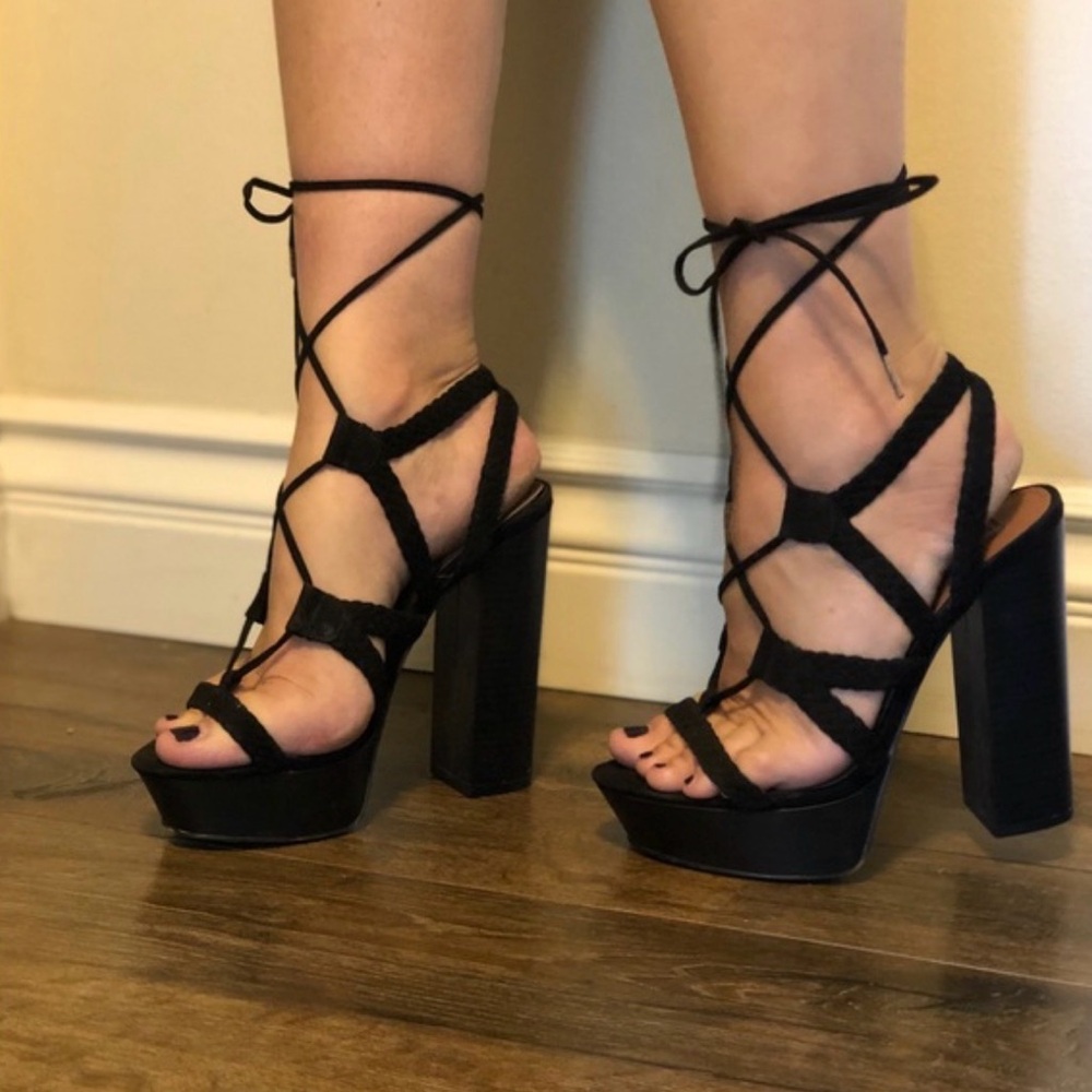 Steve Madden Black Lace-Up Platform Heels